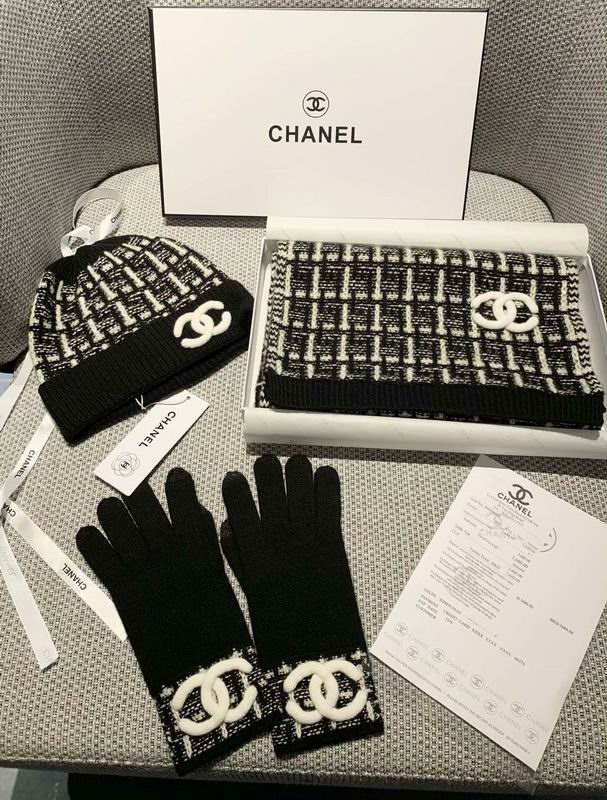 Chanel Scarf Hat Gloves 180X30cm E102201